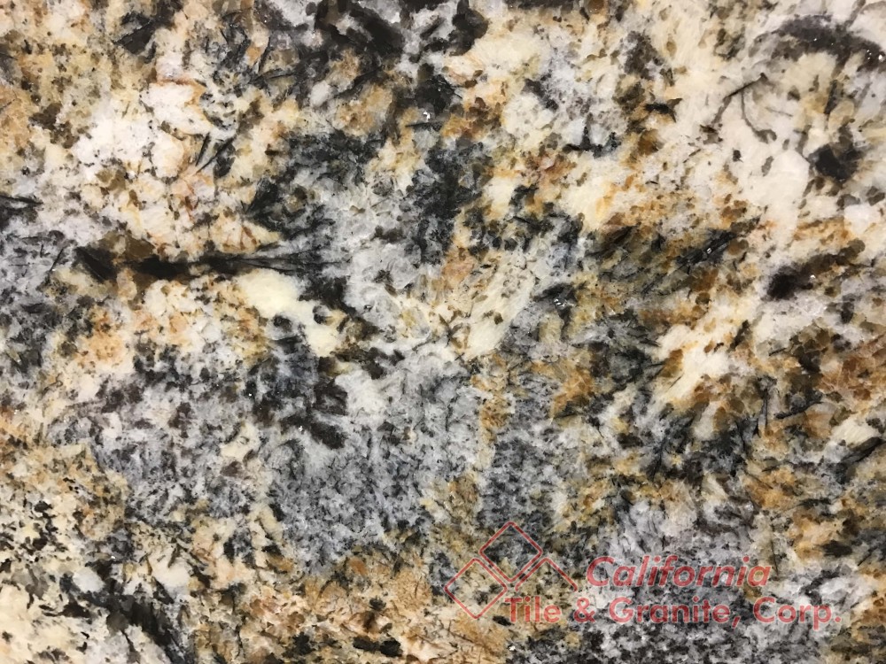 Granite – Caravelas Gold close-min