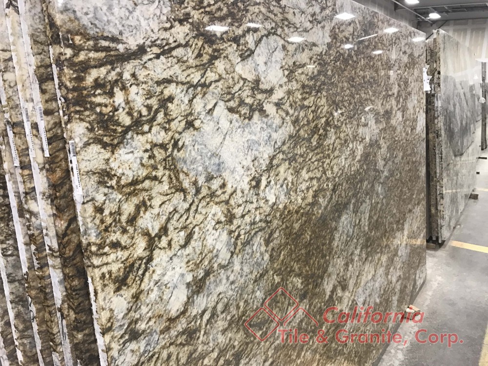 Granite – Crystal Gold slab-min