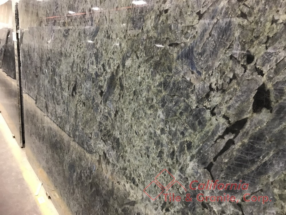 Granite – Lemorian Blue slab